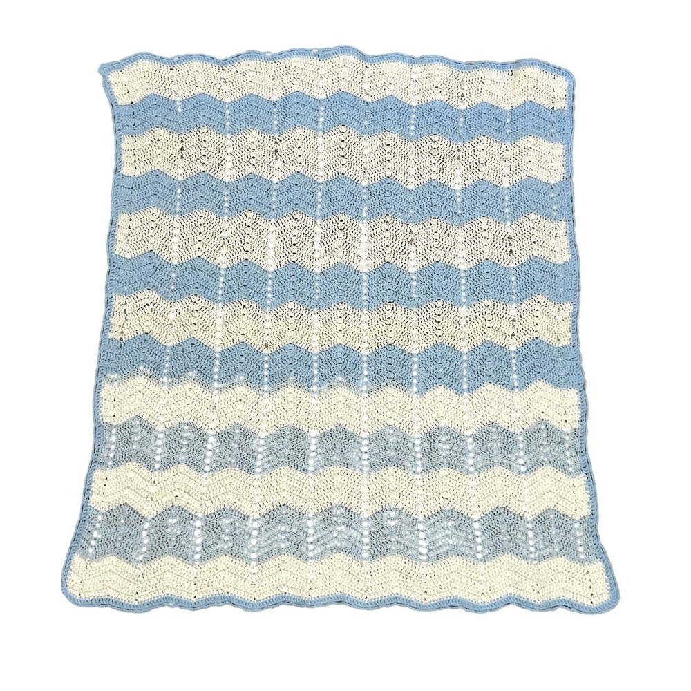 Handmade Crochet Baby Blanket‎ Afghan White Blue Chevron Ripple Soft 32x30